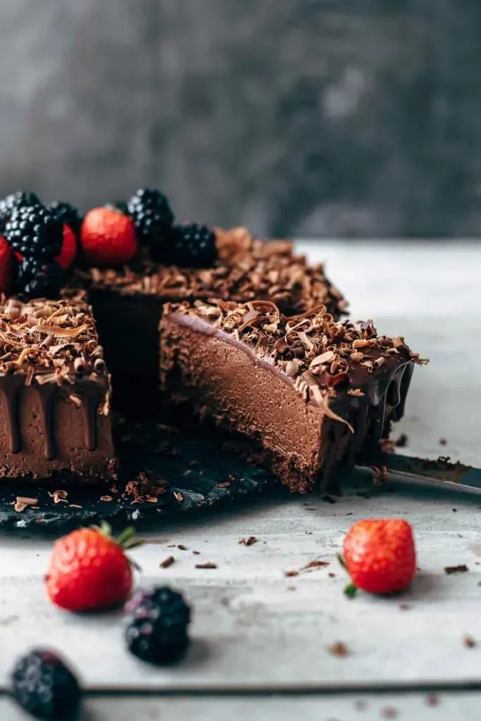 The Best chocolate cake with chocolate mousse recipe