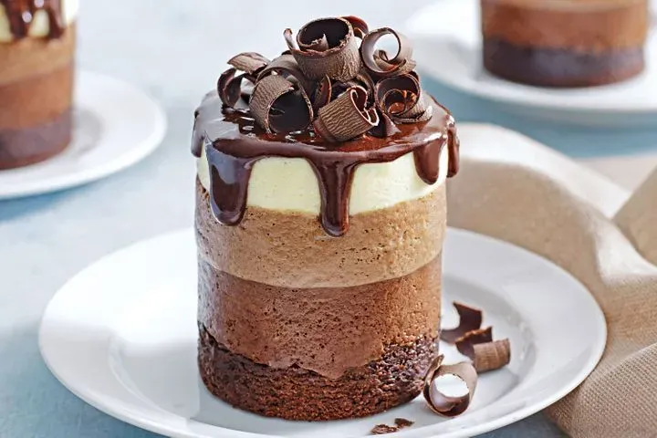 Deconstructing the 4 Layer Chocolate Mousse Cake
