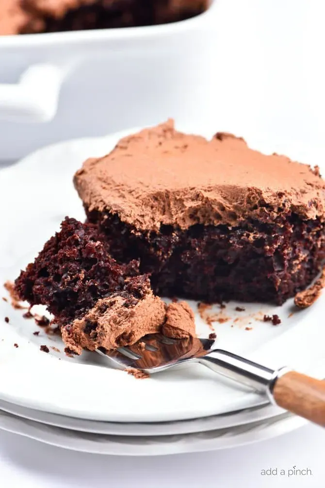 Finishing Strong: Frosting Ideas for This Chocolate Cake Recipe 9 x 13