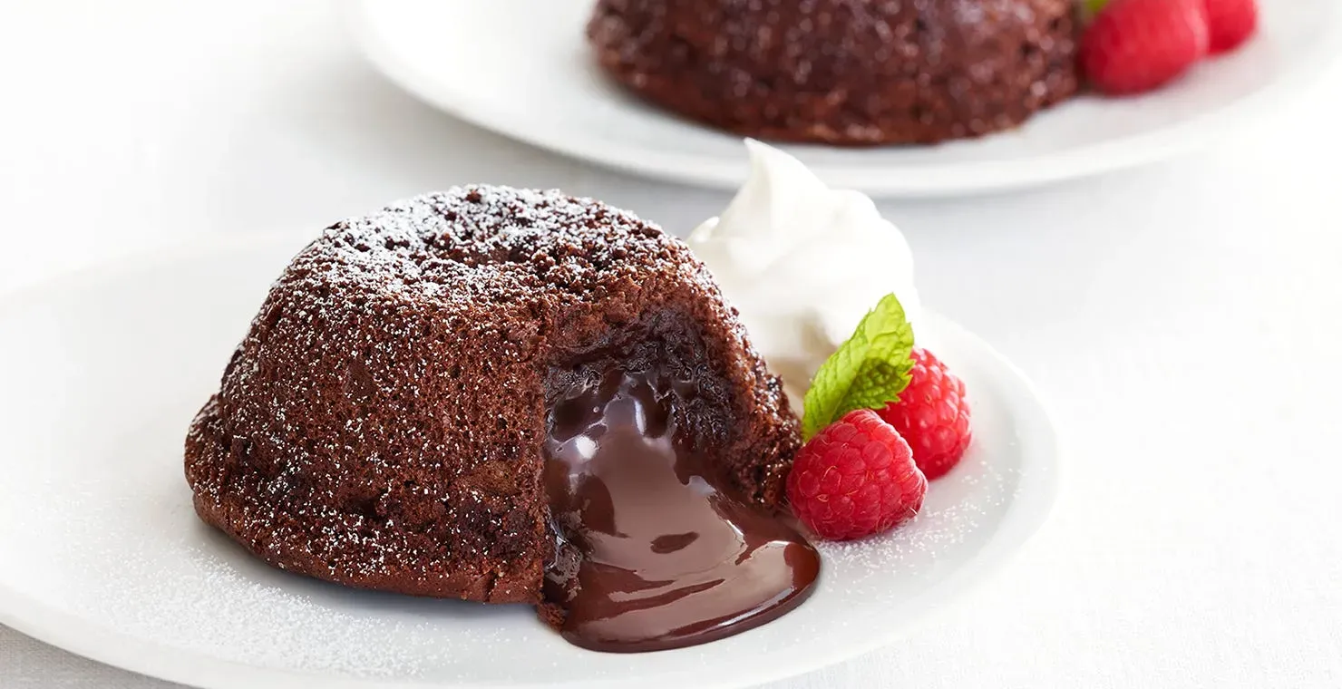 StepbyStep: Making the Ghirardelli Chocolate Lava Cake Recipe