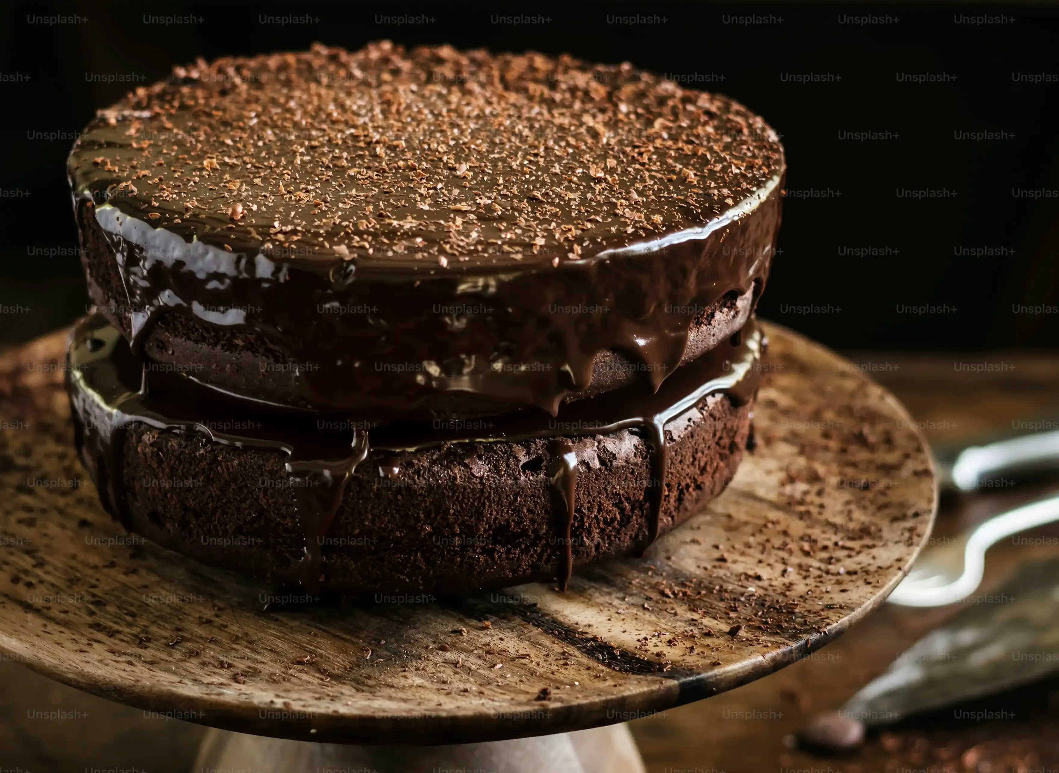The Glossy Crown: Perfecting Your Dark Chocolate Ganache