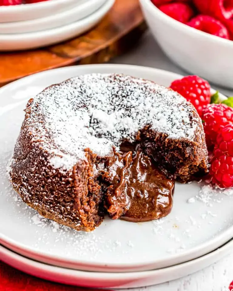 Troubleshooting Common Molten Chocolate Lava Cake Issues